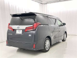 走りにこだわりながら収納力も持ち合わせたお車です。荷物を載せて軽快なドライブを楽しめますよ♪