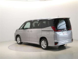 トヨタ高品質中古車洗浄「まるまるクリン」 外装はもちろん、内装はシートを外して見えないところまで徹底洗浄!お客様に責任を持って安心と美しさをお届けします!