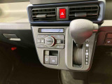 納車前にはプロのメカニックが、各部の点検を行います。ディーラーにしか出来ない品質、そしてサービスできっと満足していただけると思います!