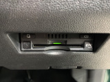 いまや快適なカーライフに欠かせないETCが付いています。