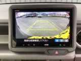 バックも安心のバックカメラ付いています。バックカメラがあると、いつでも安全にバックできますね。死角も減ります。