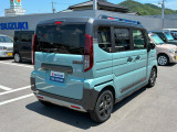 店舗間での在庫車両の移動がございます。直接ご来店の際は、一度お電話をいただければスムーズにご案内をさせていただきます。