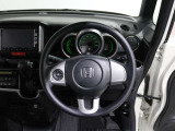 運転しやすいハンドルです。