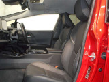 フロントシートです。シートは車両から取り外して徹底洗浄!安心してお座りいただけます!