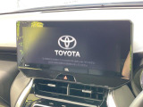 【12.3インチワイドナビ】高級感とインパクトのある大型ワイドナビを装備。各種オーディオ操作はもちろん、横長ワイド画面でのマップ2分割表示など、利便性も高いナビです♪