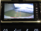 バックカメラが付いているので後方確認が非常にしやすいです。今や運転初心者も熟練者も必須装備!ついていて損はないですね♪