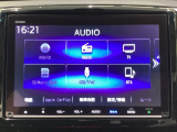 ナビゲーションはフルセグTV、インターナビ対応のGathers純正メモリーナビを搭載しています。Bluetoothオーディオ機能がありますので、スマートフォンなどの音楽も再生できます。