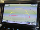 バックモニター付なので後退時に後方が見えるので安心。 車は構造上、死角がたくさんなので万が一を考えると必須ですね。 あくまで補助の為の装備、バックは目視で確認する事が重要ですよ。