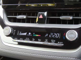 オートエアコンで車内はいつでも快適です♪
