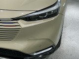 LEDヘッドライトは、点灯の瞬間から最大光量を発揮し、突然暗くなるトンネルなどでの安定感を高めます。