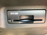 ETC2.0を装備しております。高速道路での渋滞情報取や従来のETCより通行料金がお安くなる場合がございます。