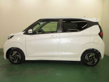 メーカー系ディーラーの中古車なので、ワイド保証{1年間走行距離無制限}日本全国の日産のお店でアフターサービスが受けられます。
