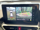 【パノラミックビューモニター】専用のカメラにより、上から見下ろしたような視点で360度クルマの周囲を確認することができます☆死角部分も確認しやすく、狭い場所での切り返しや駐車もスムーズに行えます。