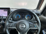 プロパイロット搭載!アクセル、ブレーキを自動でコントロールして前の車との車間距離を保つ手助けをします!