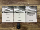 付属品はこちらになります。ご質問等ございましたらお気軽にお問い合わせください!