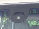 【シティブレーキアクティブシステム】低速走行中に前方の車両等を認識し、衝突しそうな時は警報とブレーキで衝突回避と被害軽減をアシスト。より安全にドライブをお楽しみいただけます。