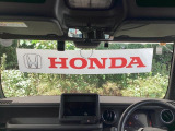 フロントガラスが大きく、ワイドな視界で運転もしやすくなるように、設計されています。