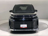 安心が見えるトヨタの中古車。【ロングラン保証】買ってからも安心!メーカーや年式を問わず、走行距離無制限の1年間無料保証、全国約5,000か所で保証修理が可能です。