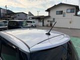 中古車という商品の特性ルーフには子キズや塗装しみ細かな凹み等があります