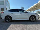 ★BMWエマージェンシーサービス:24時間、様々なトラブルの応急処置のアドバイス、出張修理やレッカー手配、お客様の交通手段やホテルの確保、そして場合によっては、その費用までをも負担するというサービスで
