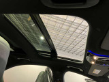 メルセデスの認定中古車には、経験豊富なメカニックが最大100項目にも及ぶ点検・整備項目が設定されています。