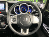 【ステアリングスイッチ】運転中、前方から目線をそらすことなく、オーディオ等の操作が可能な便利機能!安心&快適なドライブを演出してくれます♪