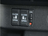 ◆両側電動スライドドア◆狭い駐車場でも乗り降りが楽々♪お子様が隣の車にドアを当ててしまう心配もございません!小さなお子様連れの方もこれで安心。
