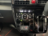 今お乗りのお車の価値が気になる方は、お気軽にお声がけください。査定士の資格を持ったスタッフが、丁寧に査定いたします