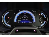 マルチインフォメーションディスプレイ付きのメーターです!エコ運転へ導く多彩な情報を表示してくれます。