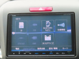 多彩なメディア再生。フルセグ、録音、DVD再生、Bluetooth対応です。