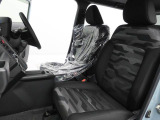 納車の前にはエンジンオイル、オイルエレメント、エアクリーナー、クーラント、バッテリー、ワイパーゴムのチェックまたは交換を行います!