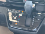 【オートエアコン】 設定温度は一定のまま、1年中、車内は快適空間♪快適温度♪