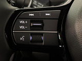 【ステアリングスイッチ】運転中、前方から目線をそらすことなく、オーディオ等の操作が可能な便利機能!安心&快適なドライブを演出してくれます♪