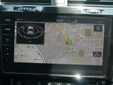 9.2インチ大画面のナビゲーション付きです。その他様々なデータの確認や車の設定を変更できます