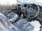 視界が良く運転性の良いフロントシート