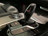 駆け抜ける歓びがキャッチフレーズのBMWですが、アイドリングストップ機能や電動パワステ等により、燃費、環境性能の向上にも貢献しています。