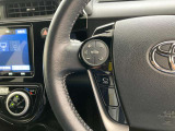 運転中、オーディオの操作をしてて、ハッとしたことはありませんか?ステアリングスイッチは、運転中でもハンドルでオーディオの操作が可能です。安全なドライブをサポートします。