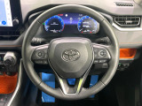 【ステアリングスイッチ】運転中、前方から目線をそらすことなく、オーディオ等の操作が可能な便利機能!安心&快適なドライブを演出してくれます♪