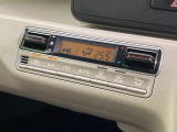 【オートエアコン】一度お好みの温度に設定すれば、車内の温度を検知し風量や温度を自動で調整。暑い&hellip;寒い&hellip;と何度もスイッチ操作をする必要はありません。快適な車内空間には必須の機能ですね♪