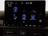 Honda CONEECT対応で、更に便利が広がったナビディスプレーです♪また、フルセグTVの他にDVD/CDプレーヤーを装備♪もちろんFM/AMラジオもお聞きいただけますよ♪