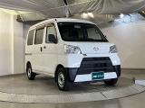 【外装を一周】&rarr;【内装シート】&rarr;【ナビ等電装品関係】&rarr;【安全機能等操作スイッチ】と画像でご紹介させていただきます。