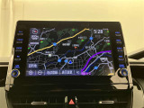 いまや必須装備「ナビゲーション」搭載!知らない場所にスイスイッとドライブ。もう、これなしではハンドルを握れませんね!でも運転中の操作は危険ですのでご注意ですね☆