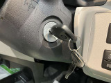 車両状態証明書修復歴の有無も一目瞭然。機能や内装・外装、走行距離、修復歴の有無をチェックし、クルマの状態を10段階にした車両状態証明書。数字や記号を使ってわかりやすく表示しています。
