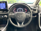 【ステアリングスイッチ】運転中、前方から目線をそらすことなく、オーディオ等の操作が可能な便利機能!安心&快適なドライブを演出してくれます♪