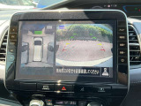 アラウンドビューモニター装備です 上から見たイメージで駐車出来ます