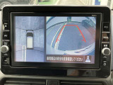【全周囲モニター】フロント+サイド+バックにカメラが装着されています。車庫入れが苦手な方もこれがあれば安心ですね。