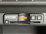 有料道路のレーン通過に便利なETC2.0車載器を装着しています。ご利用にはセットアップが必要となります。