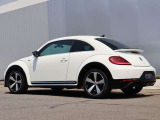 The Beetle&times;ピュアホワイト。丸みを帯びたフォルムをより可愛らしく引き立てる人気の組み合わせです。