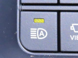 オートマチックハイビームを装備しております。