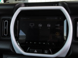 ナビを装着しております。AM、FM、CD、DVD再生、Bluetooth、フルセグTVがご使用いただけます。初めて訪れた場所でも安心ですね!